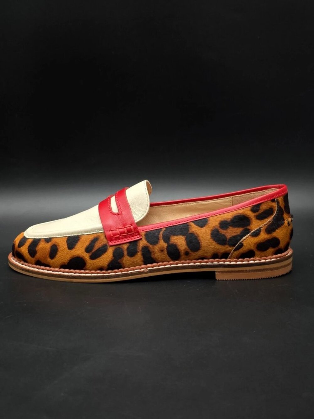 Boden Nya White Leopard Red Slip-on Penny Loafers Women's Size US 8 EU 39 NEW - Picture 6 of 12